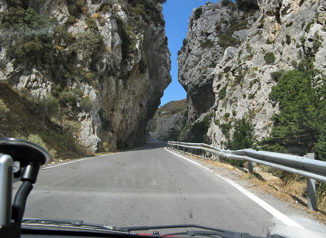 Kotsifou gorge